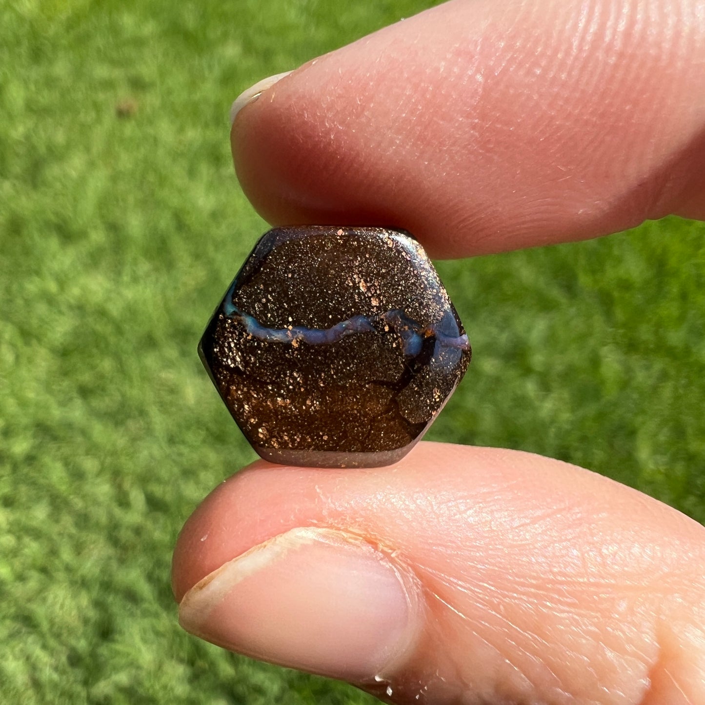 6.83 Ct boulder opal