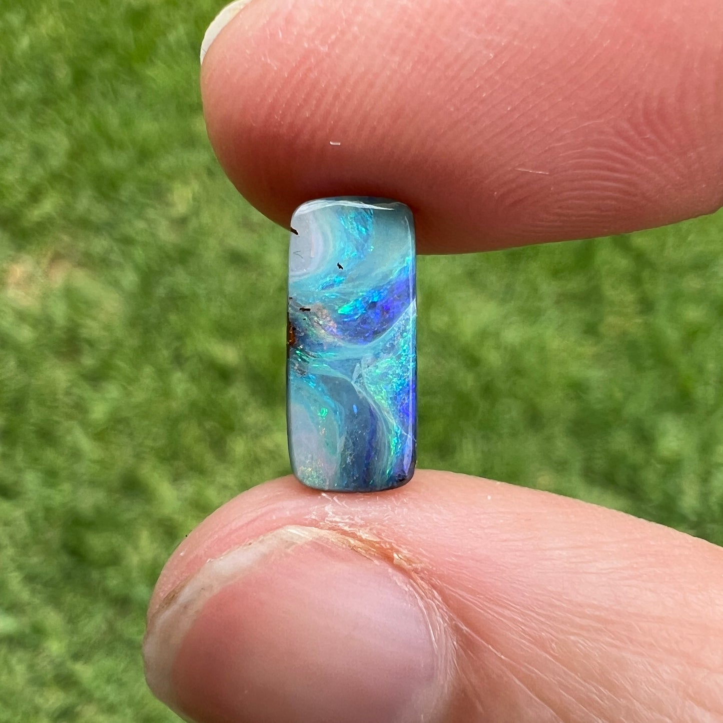 1.73 Ct boulder opal