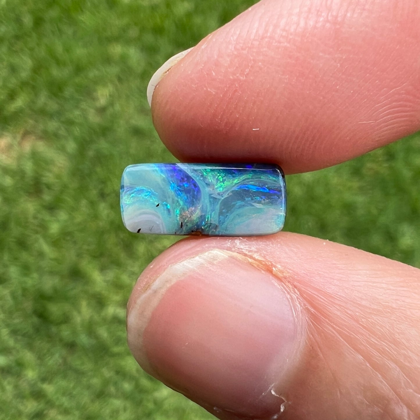 1.73 Ct boulder opal