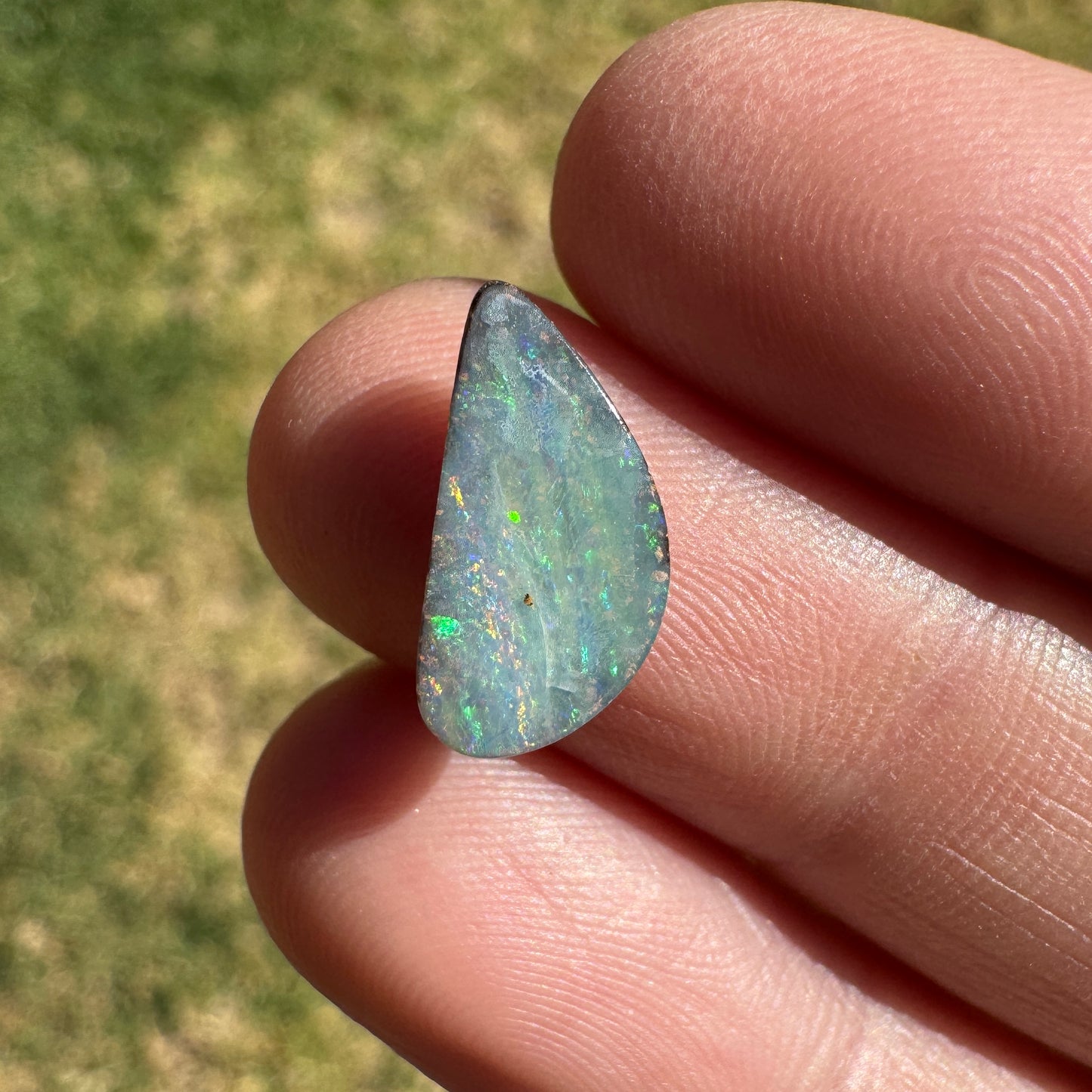 1.96 Ct small boulder opal
