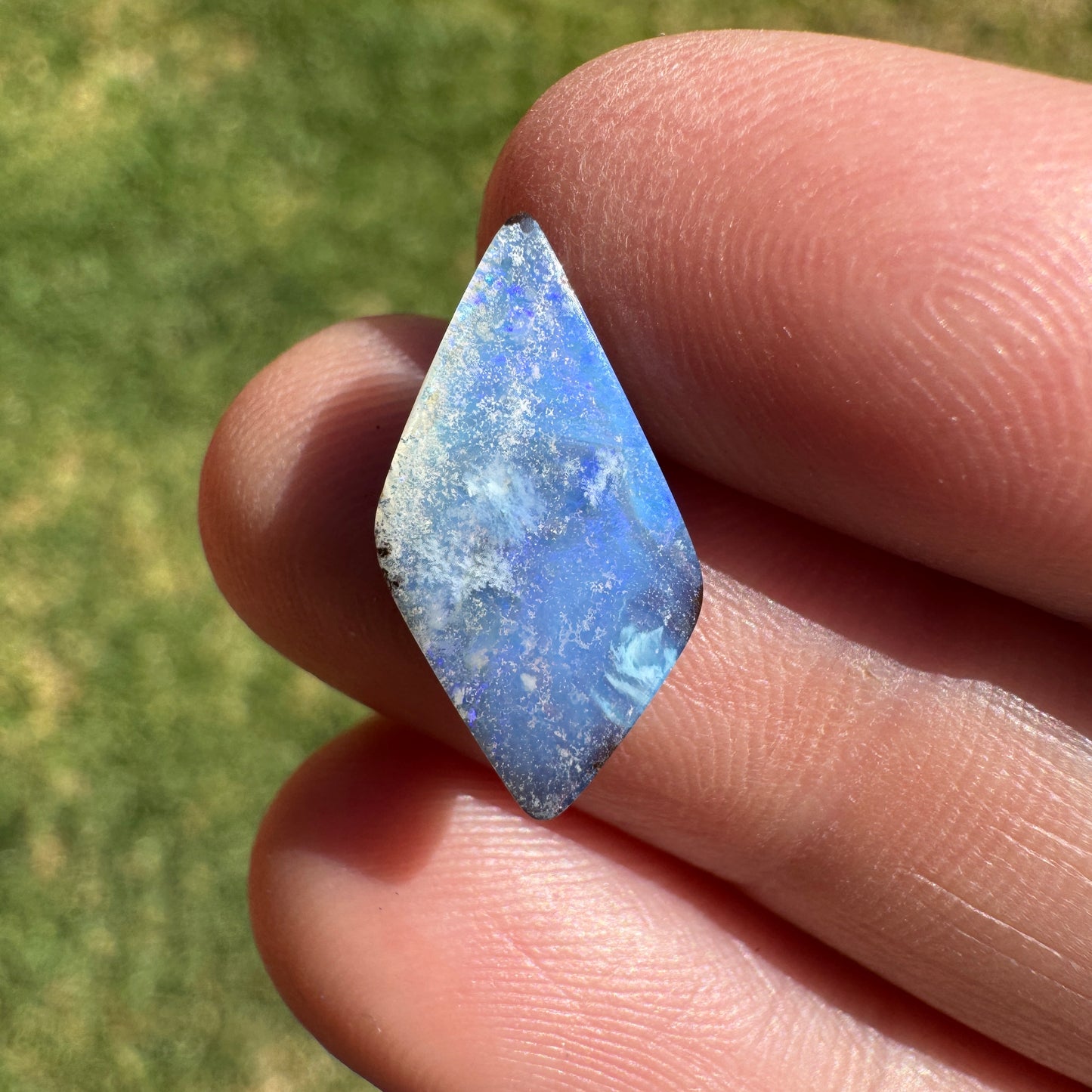 3.15 Ct blue boulder opal