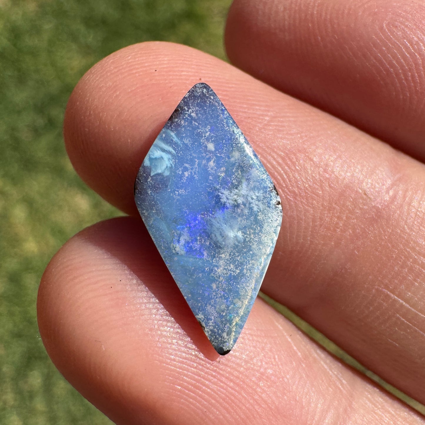 3.15 Ct blue boulder opal