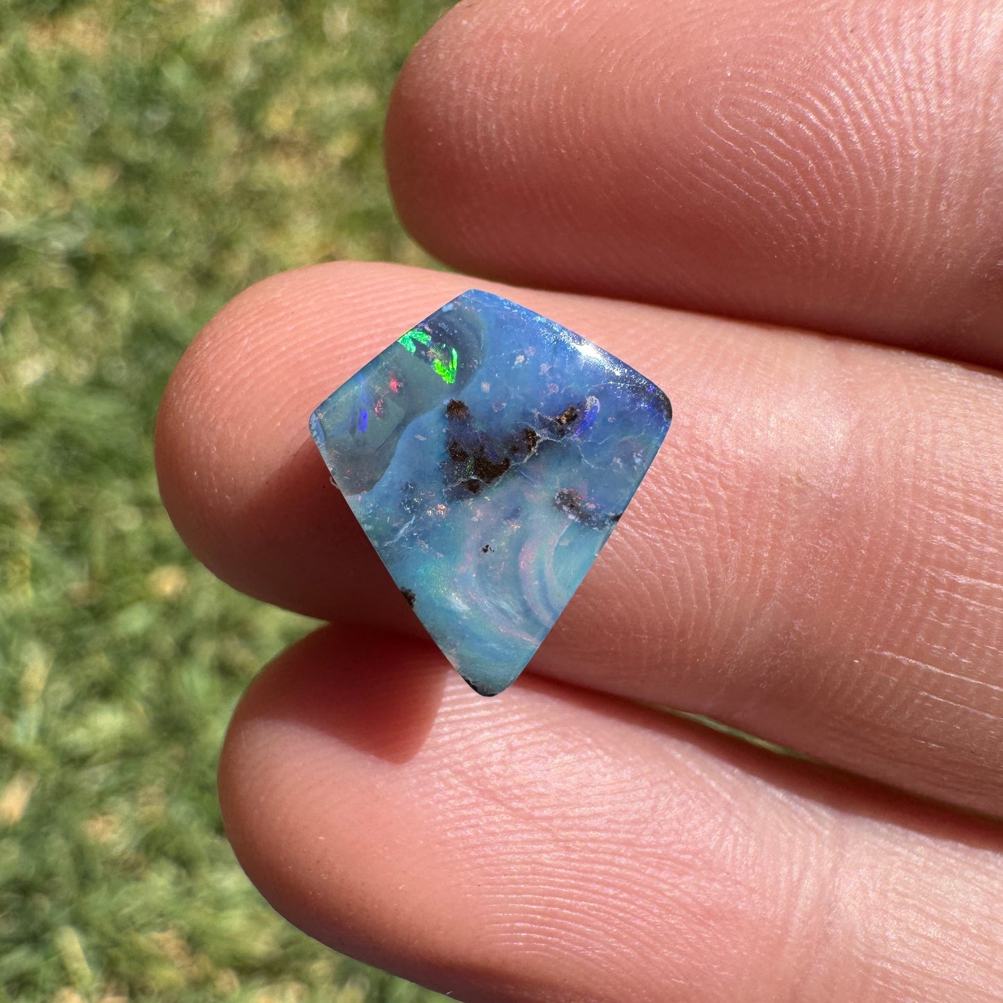 2.48 Ct small boulder opal