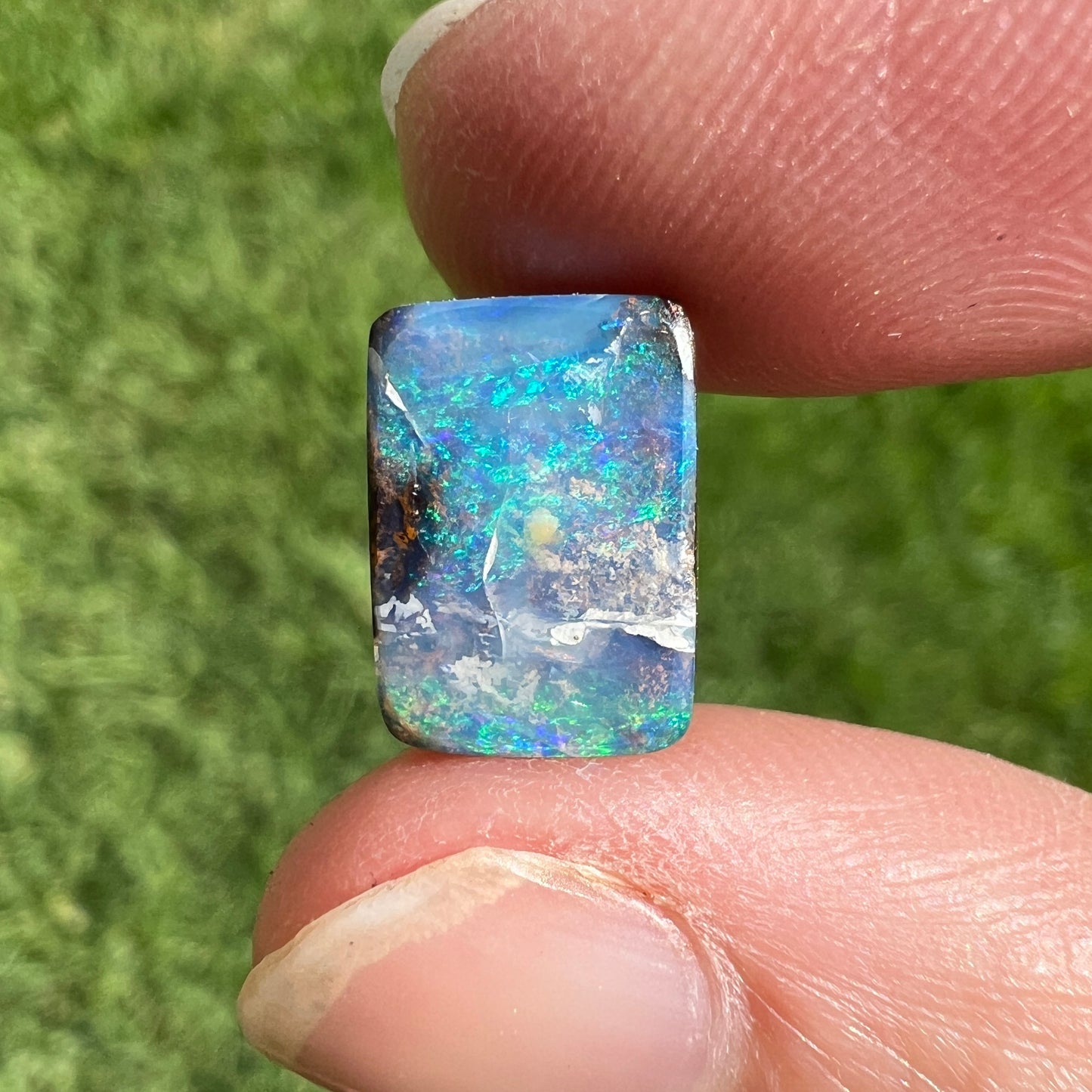 3.71 Ct boulder opal