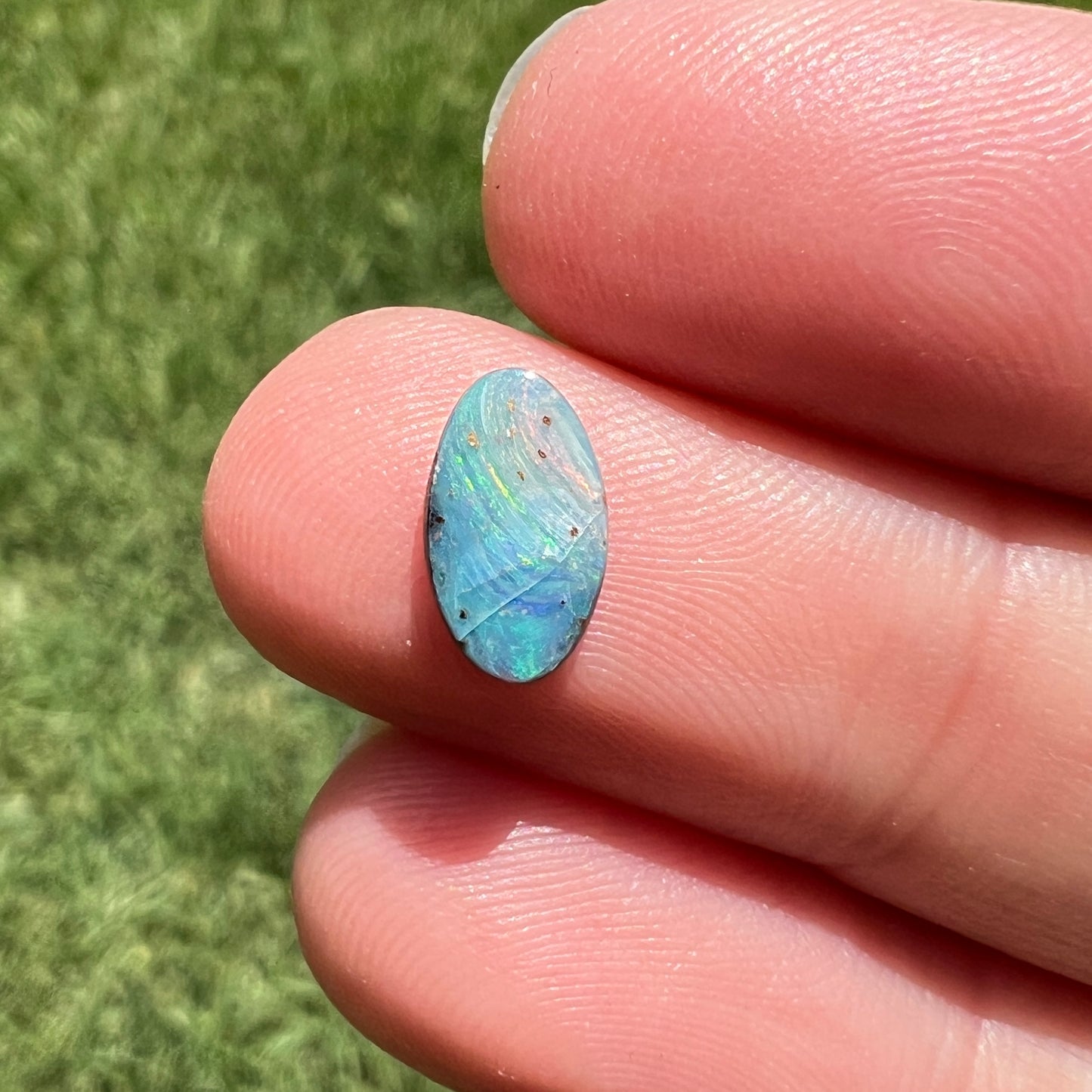 0.91 Ct boulder opal