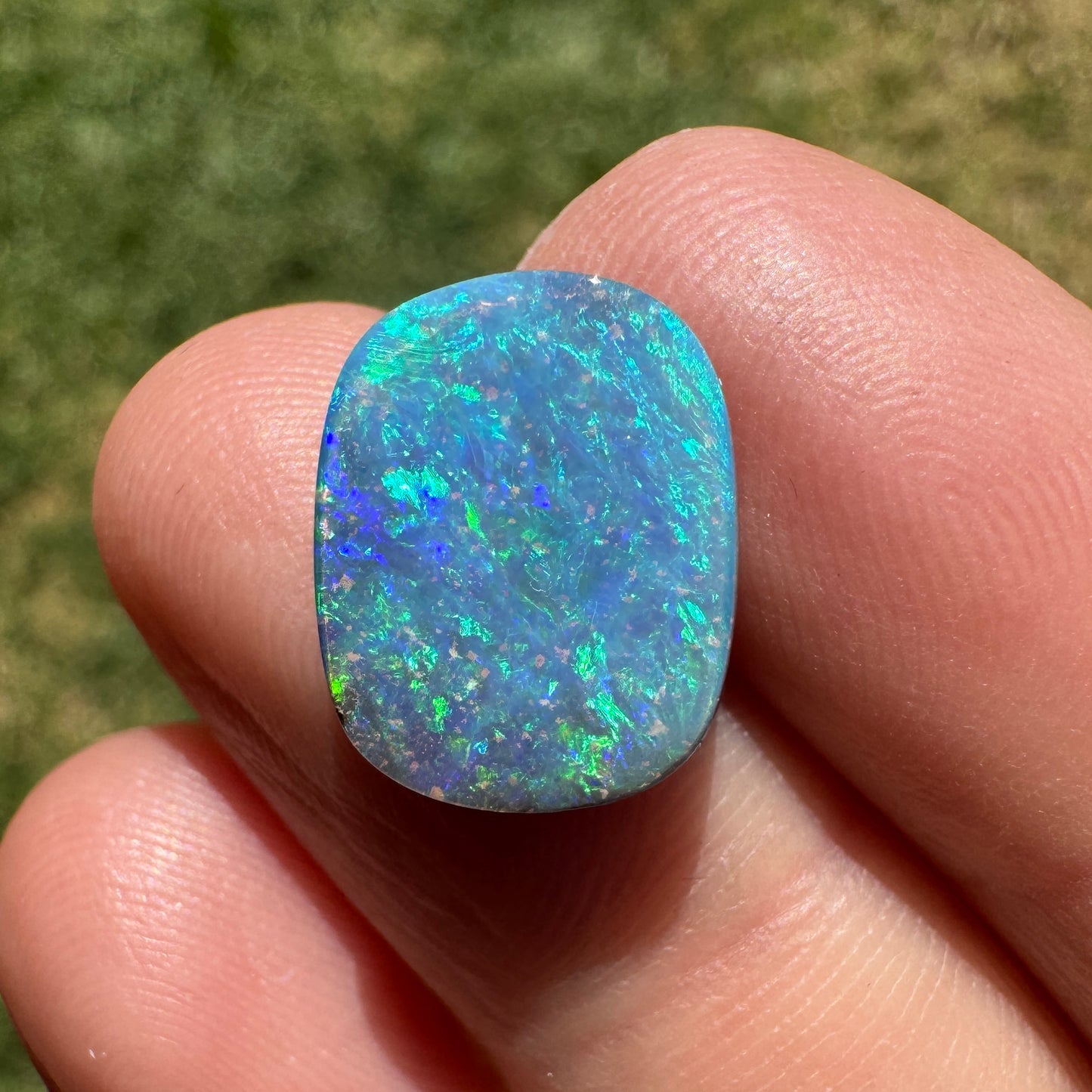 5.29 Ct ocean green-blue boulder opal