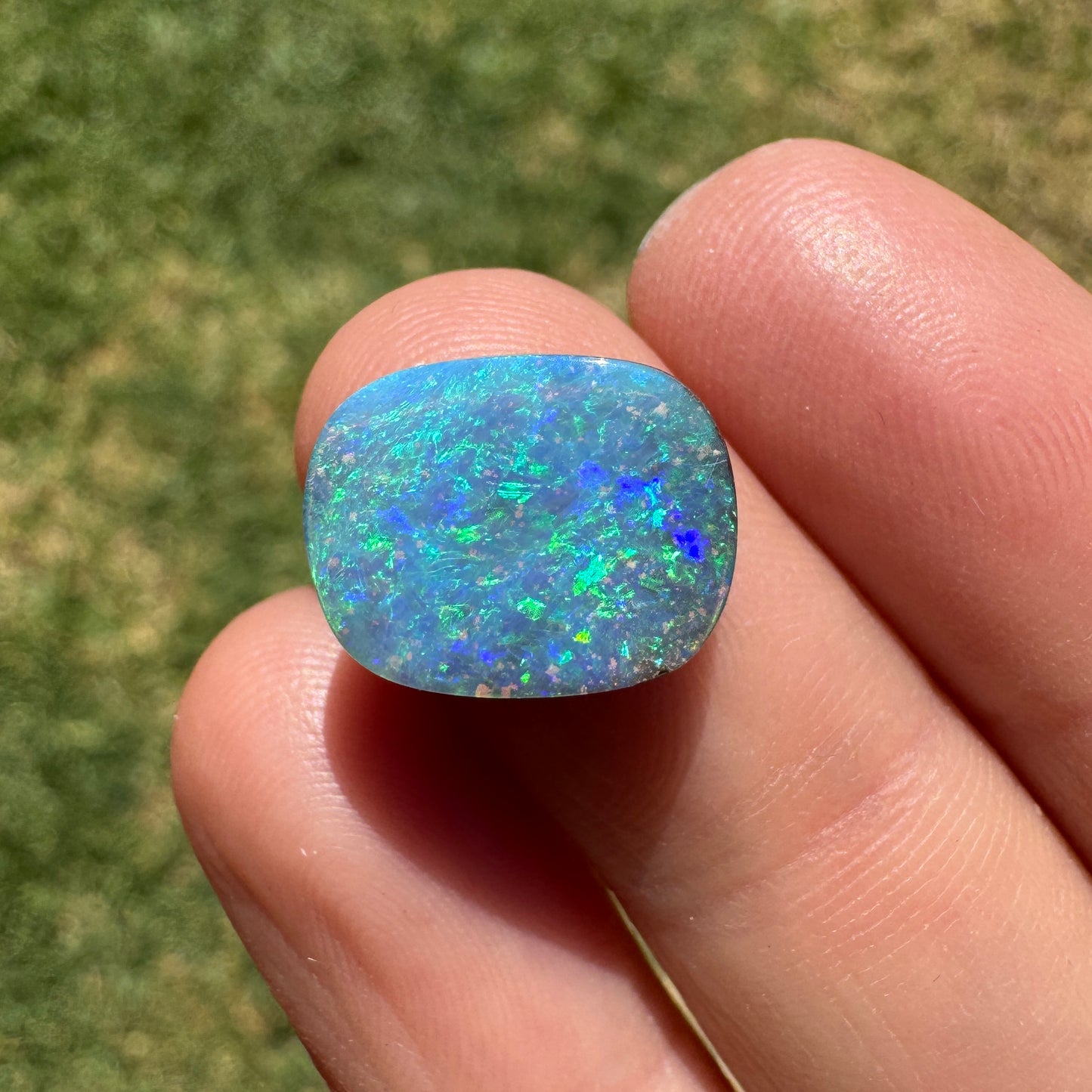 5.29 Ct ocean green-blue boulder opal