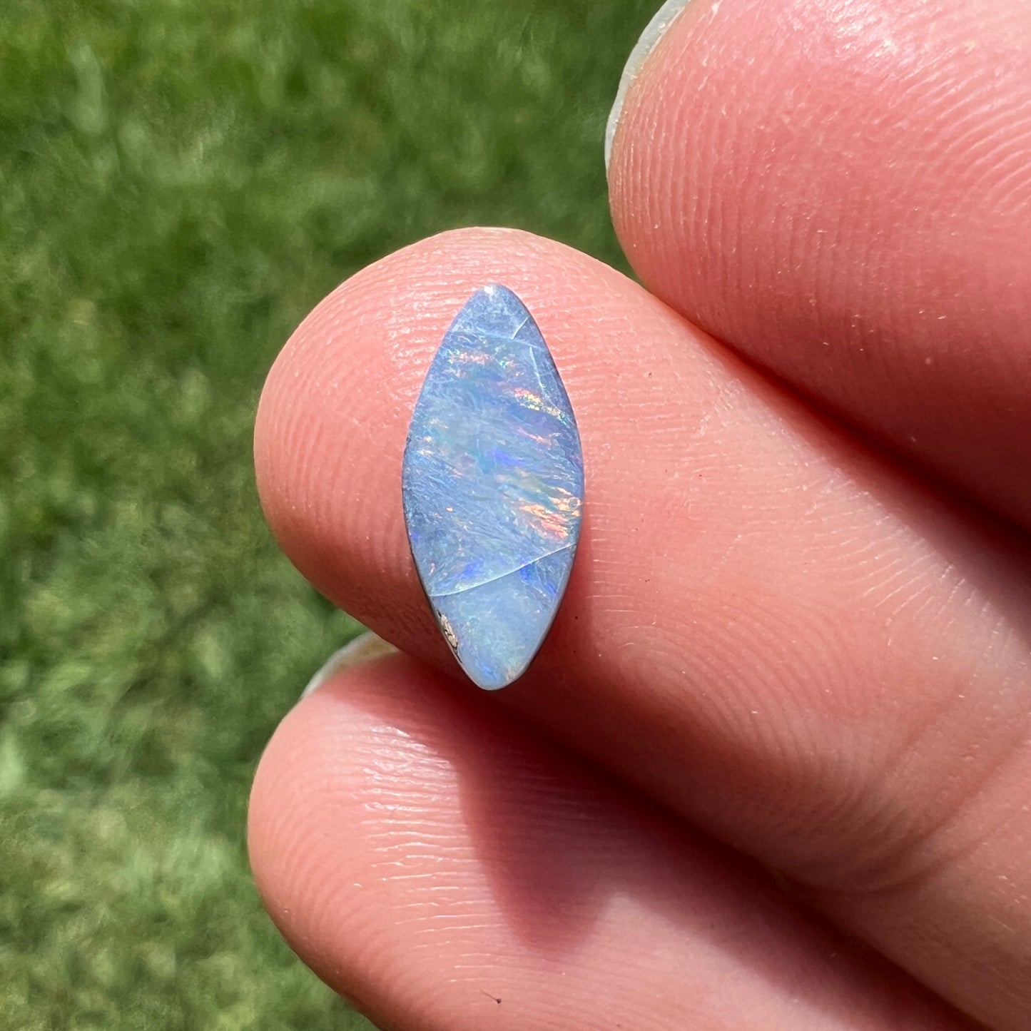 0.94 Ct boulder opal