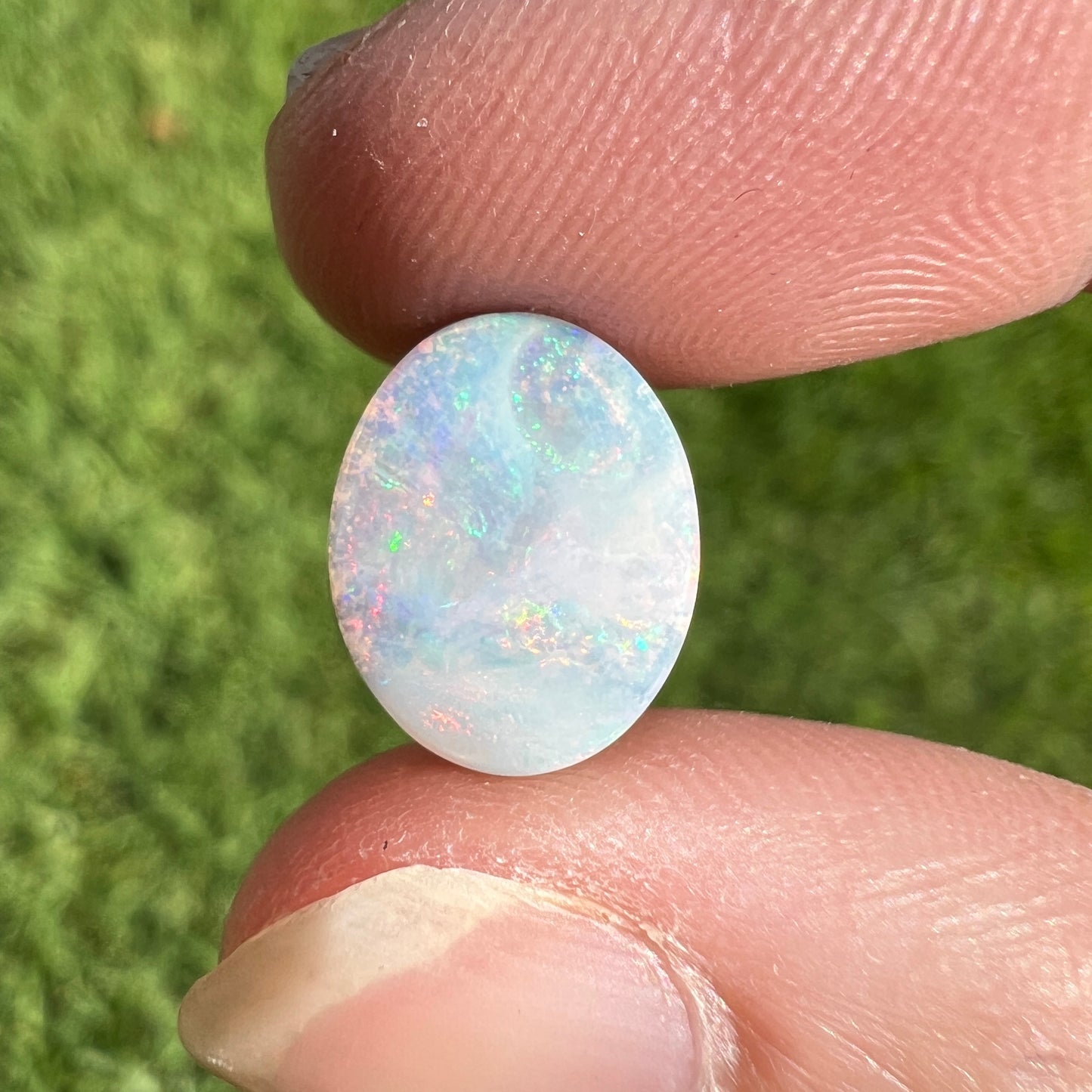 3.76 Ct small boulder opal