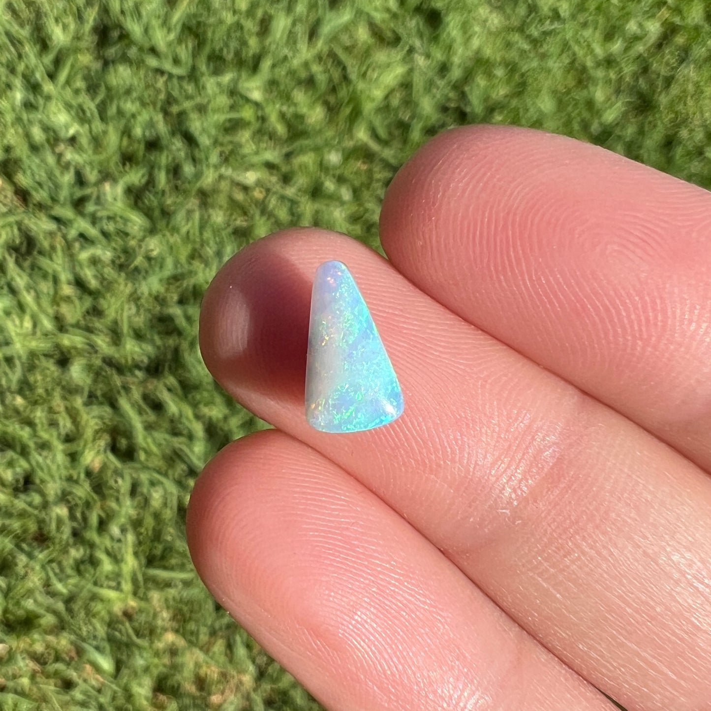 1.57 Ct small boulder opal