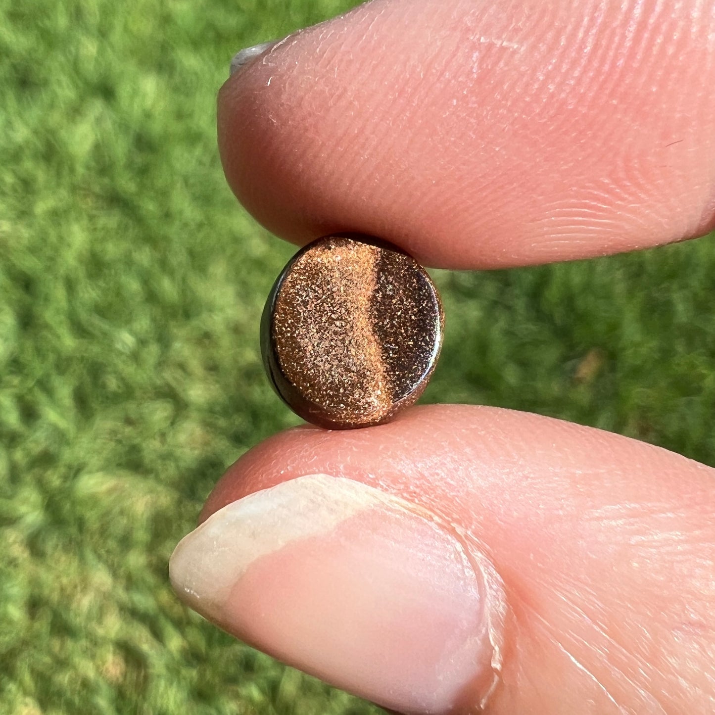 2.30 Ct extra small boulder opal