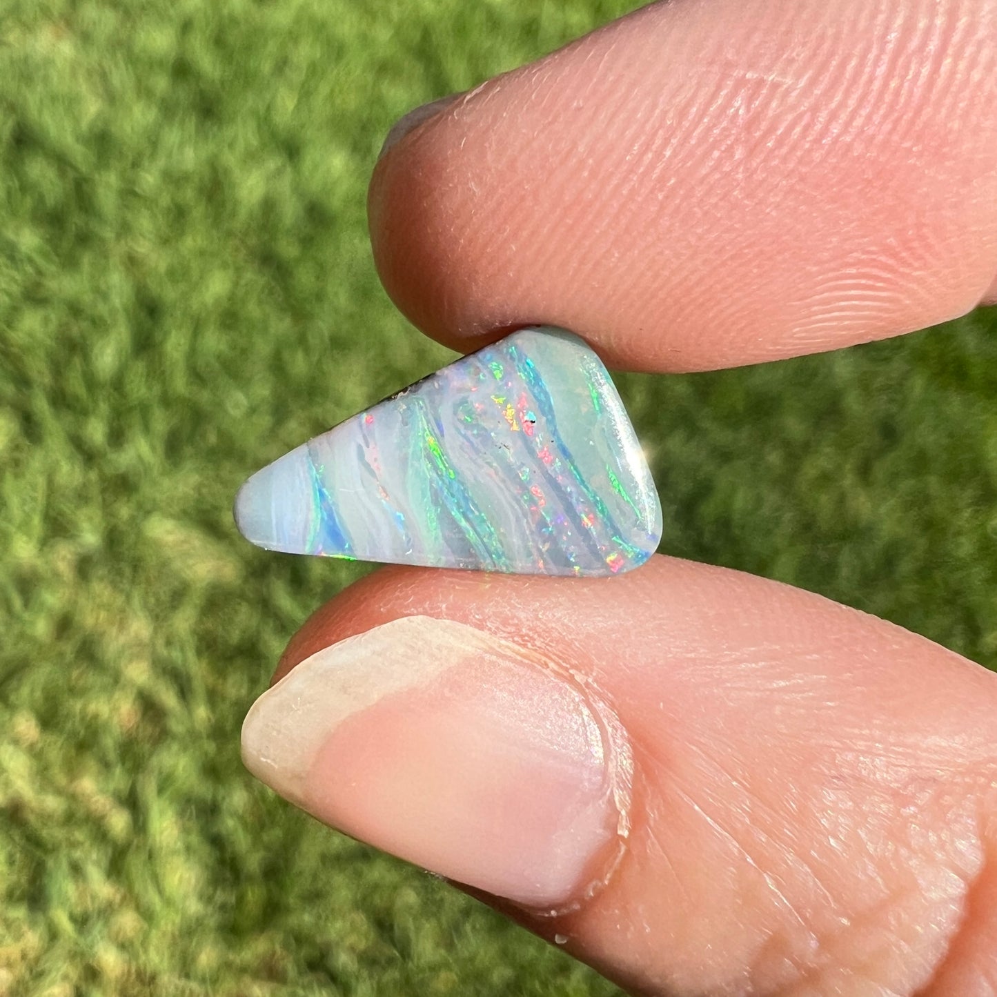 3.07 Ct pastel striped boulder opal