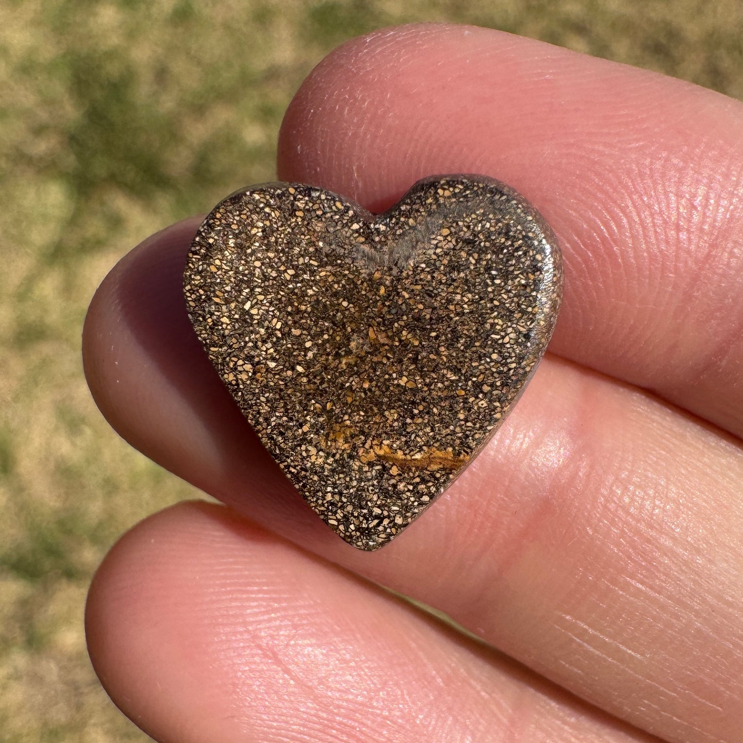 7.86 Ct magical matrix heart boulder opal