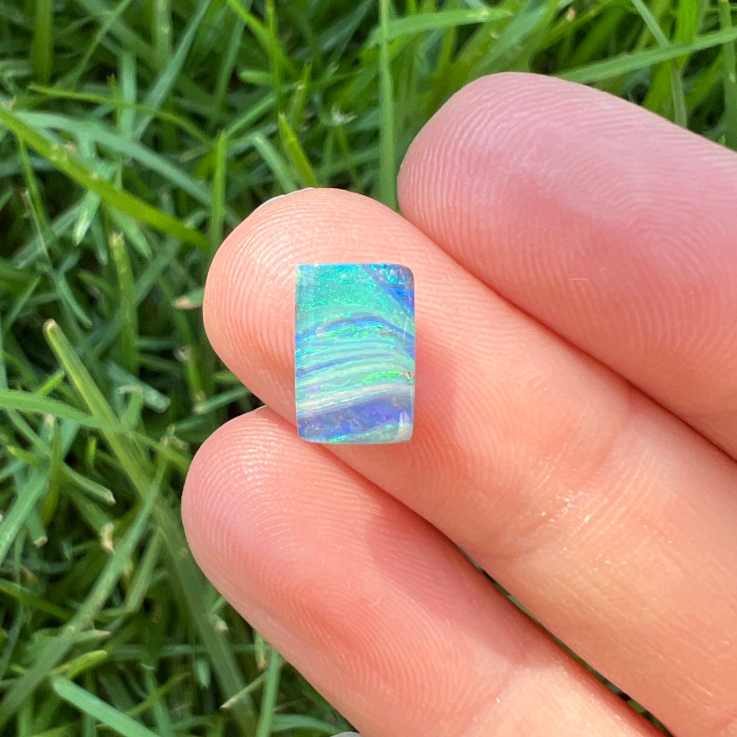 1.69 Ct small stripy boulder opal