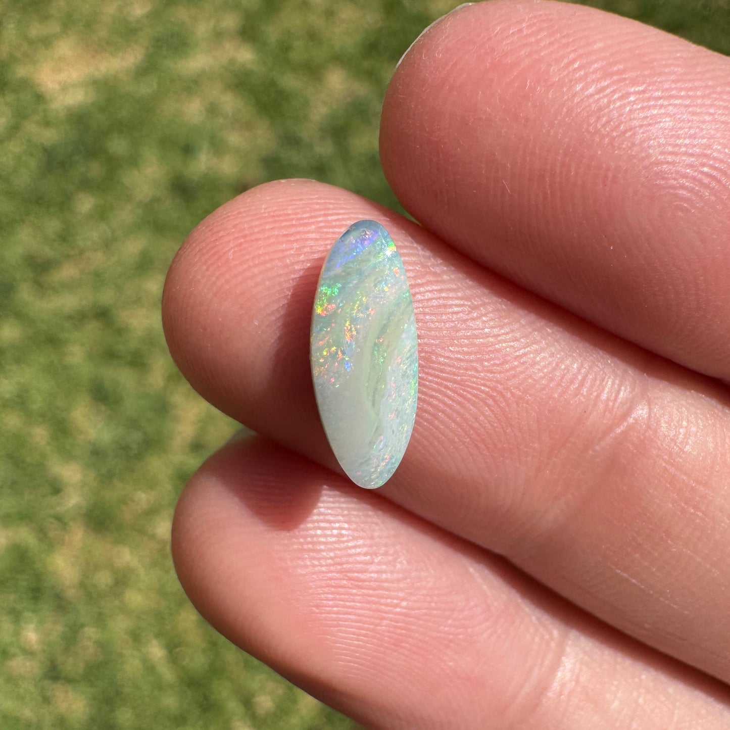 1.42 Ct small boulder opal