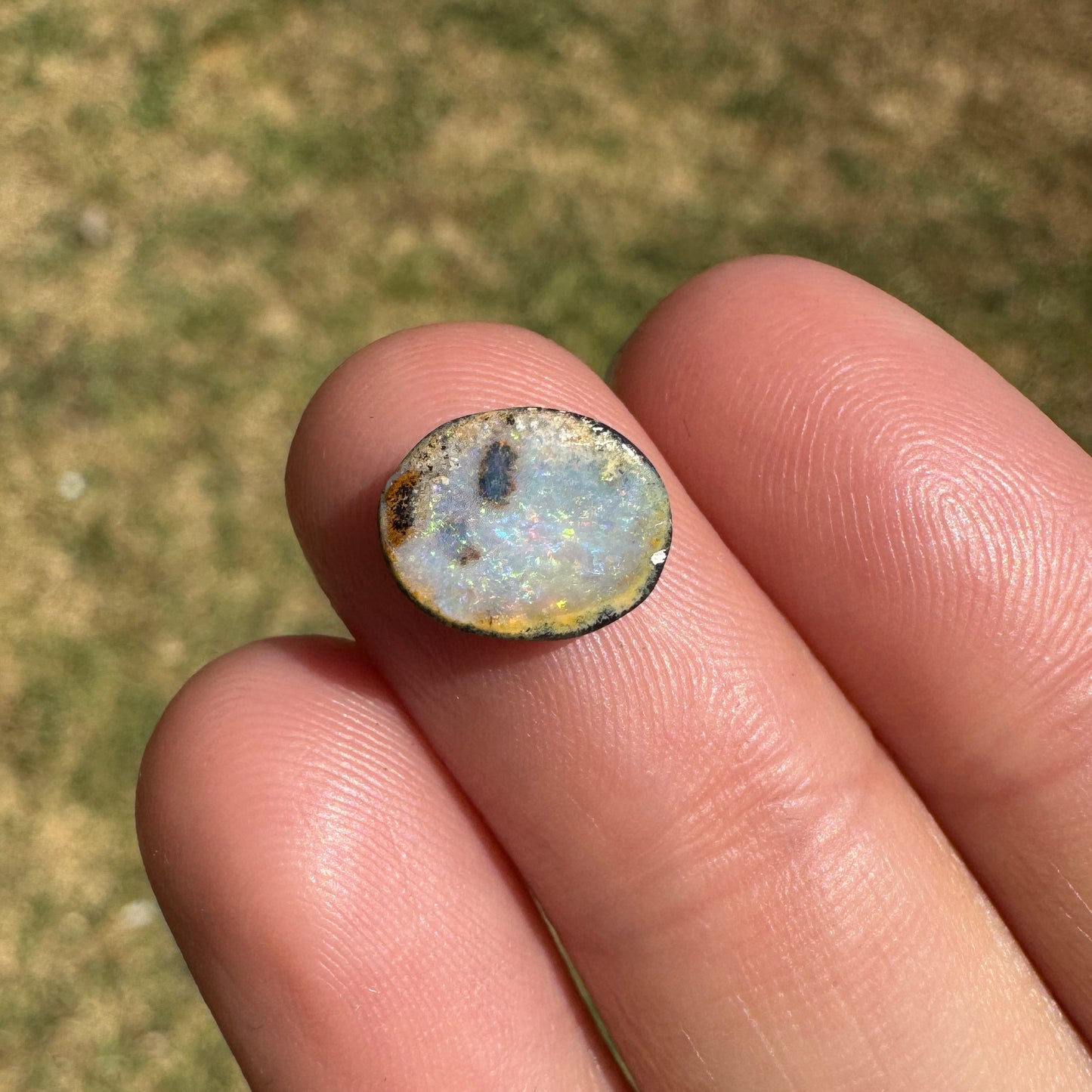 2.35 Ct small boulder opal
