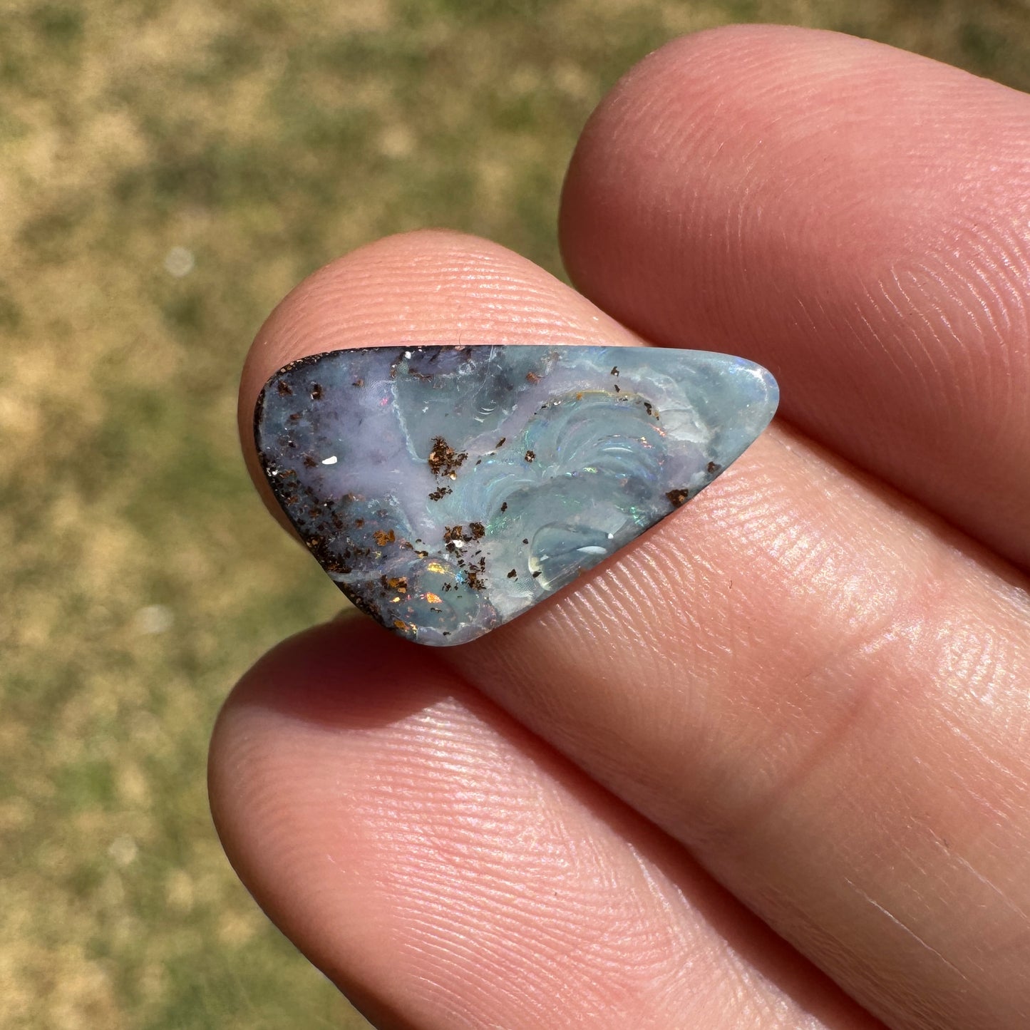 3.14 Ct small boulder opal
