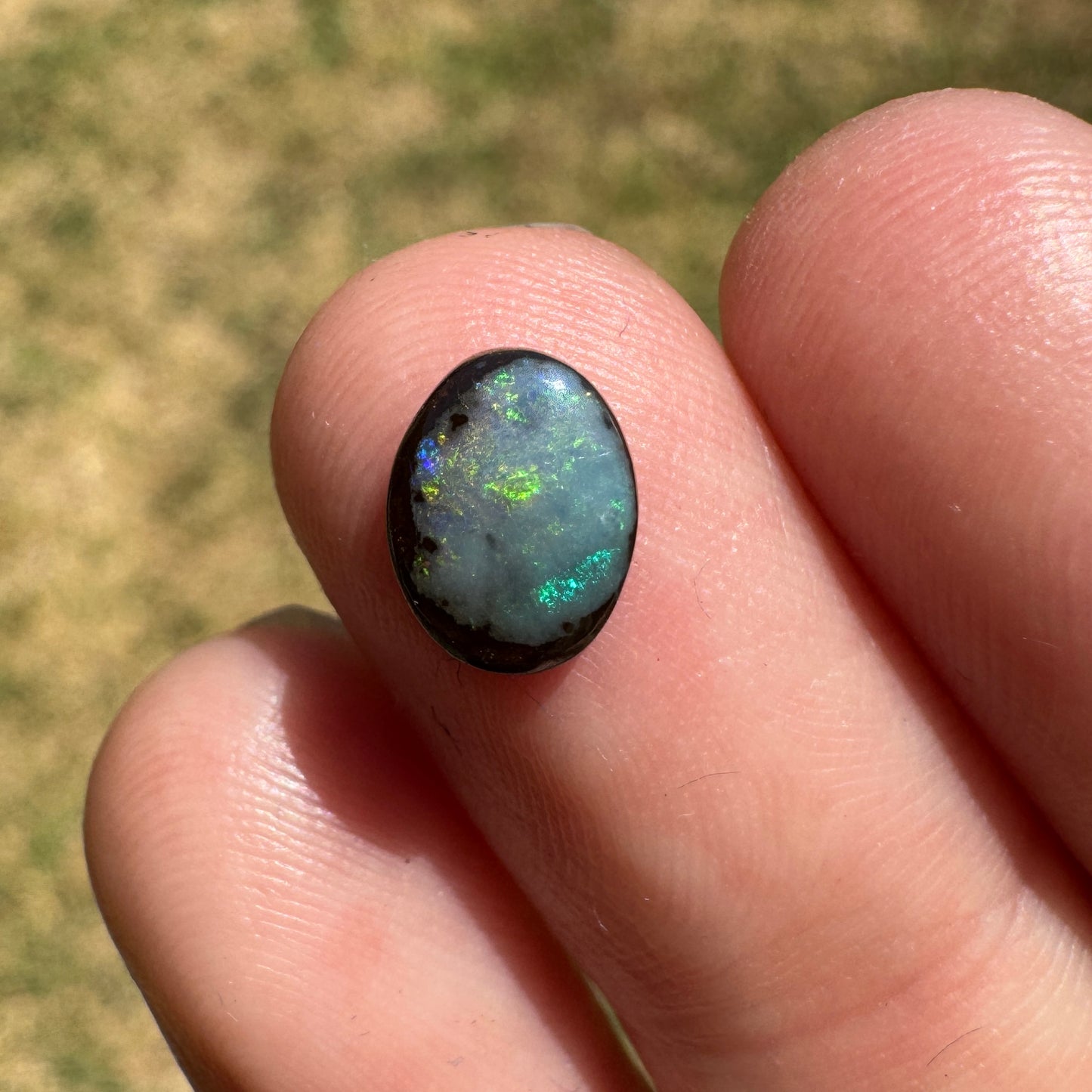 1.27 Ct small boulder opal