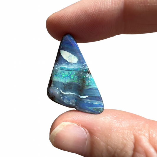 13.35 Ct triangle boulder opal